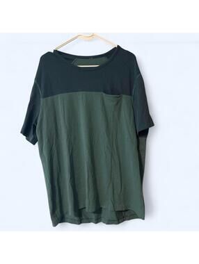 Lululemon Women's Relaxed Short Sleeve Colorblock Tee